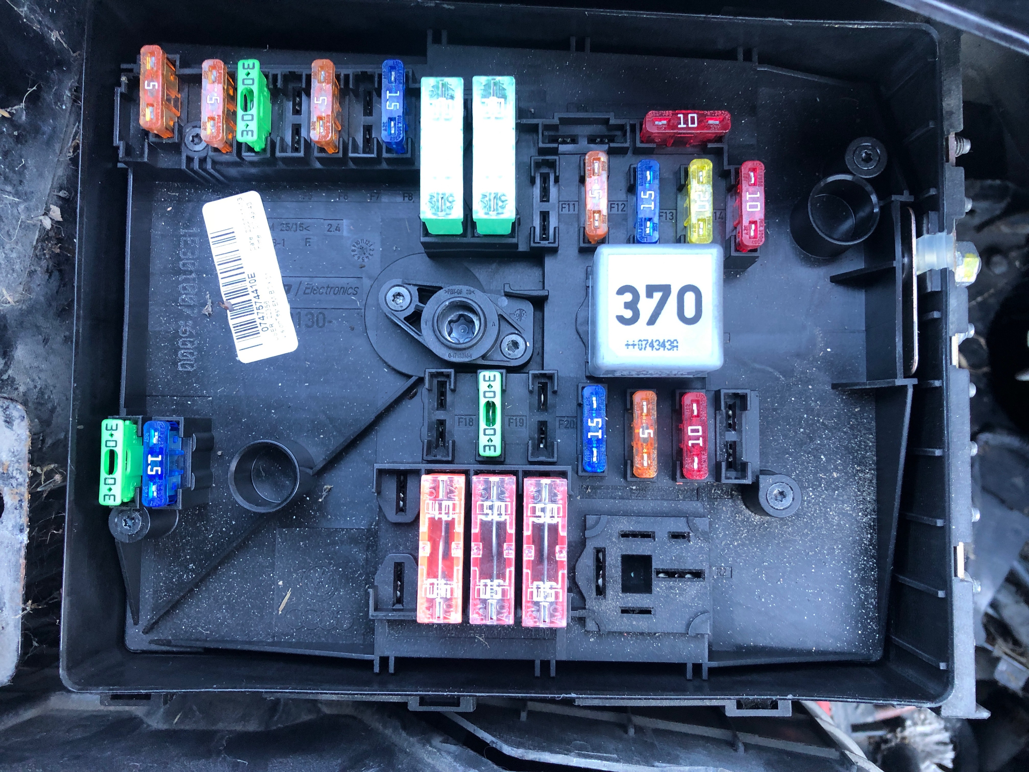 Fuse Box engine bay