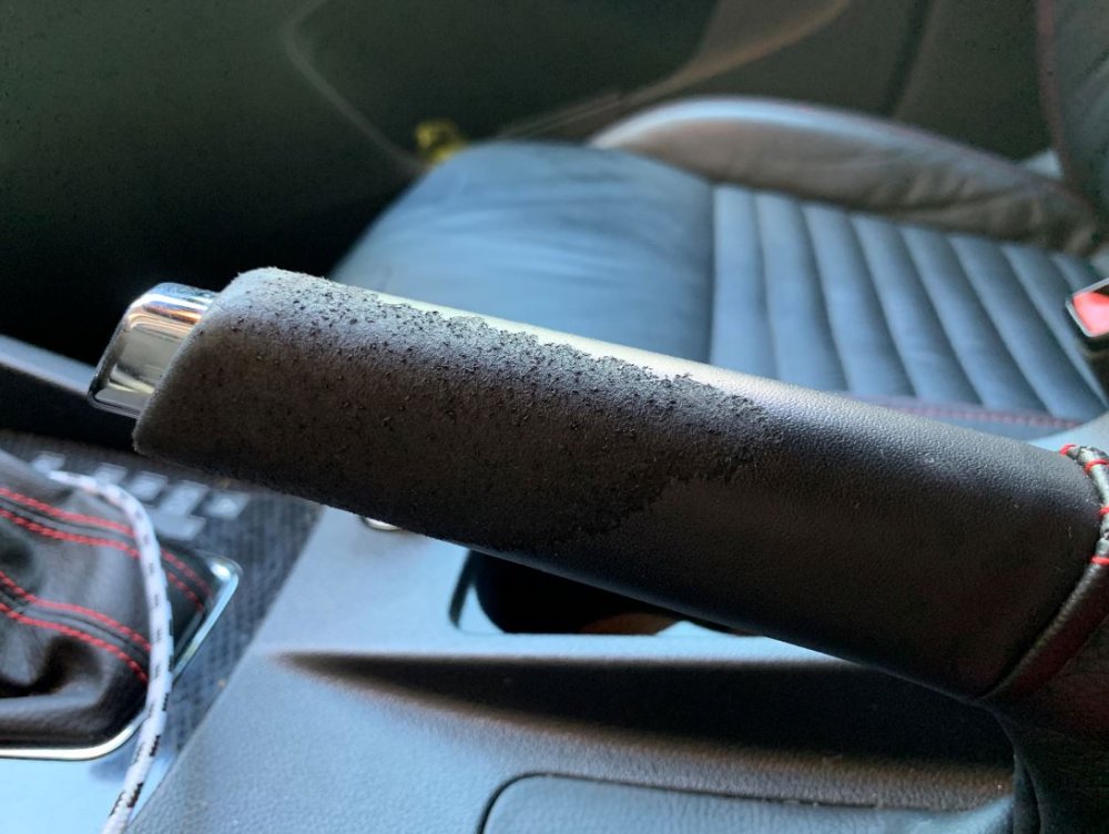 Handbrake.thumb.JPG.d31a32885f168bc71759c07940ad659f.JPG
