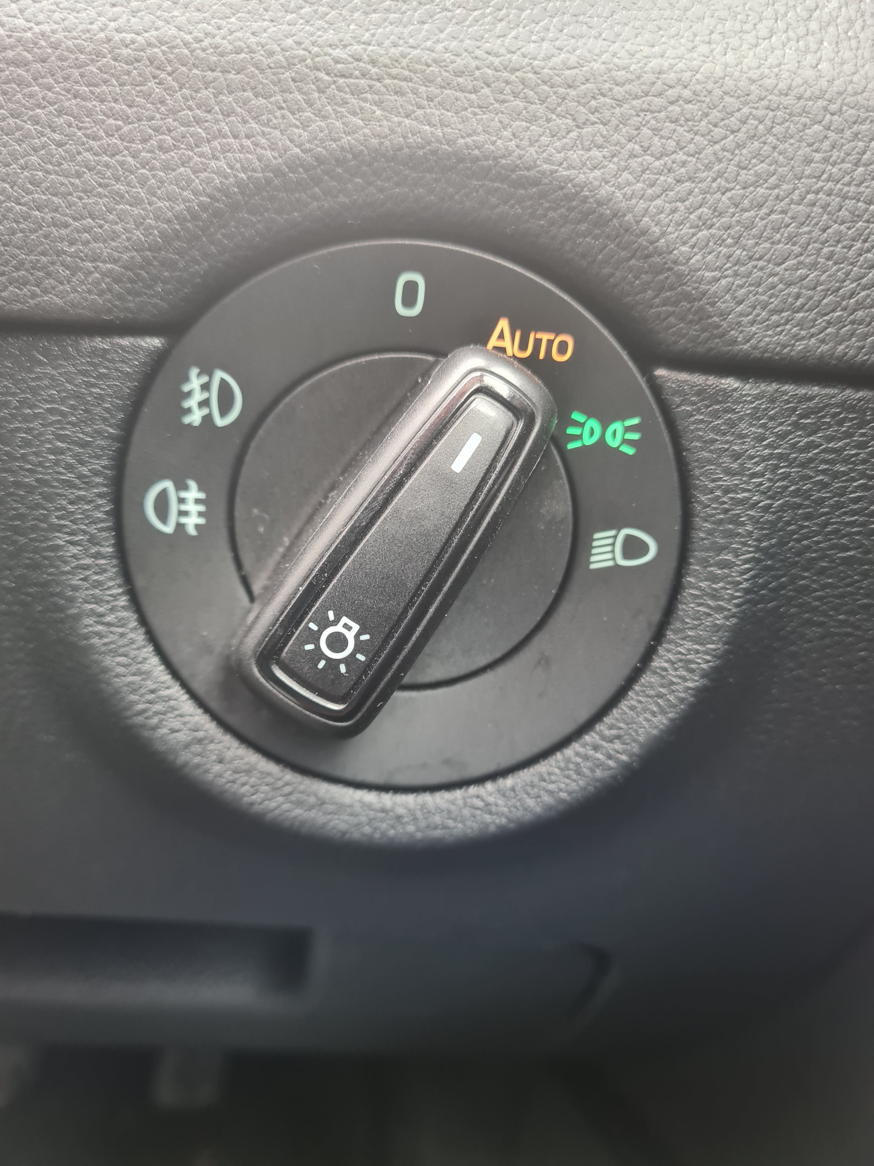 Light switch Skoda Octavia Mk III (2013 2020) BRISKODA