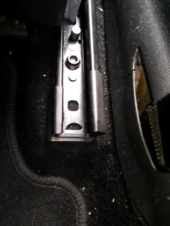 482142750_rearoriginalboltwithspringwasher20210321_083852.thumb.jpg.0a5598d9a03cccecf67f84c4397ecb98.jpg