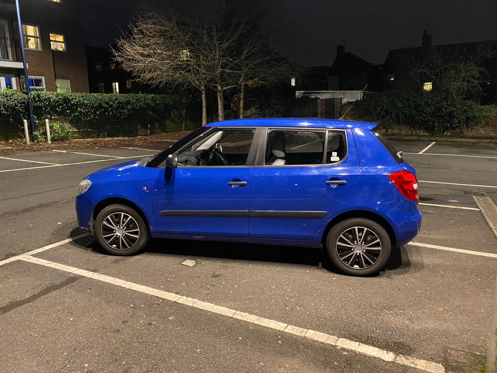Skoda Fabia mk2 2007- Pillar B trim, speakers blown.