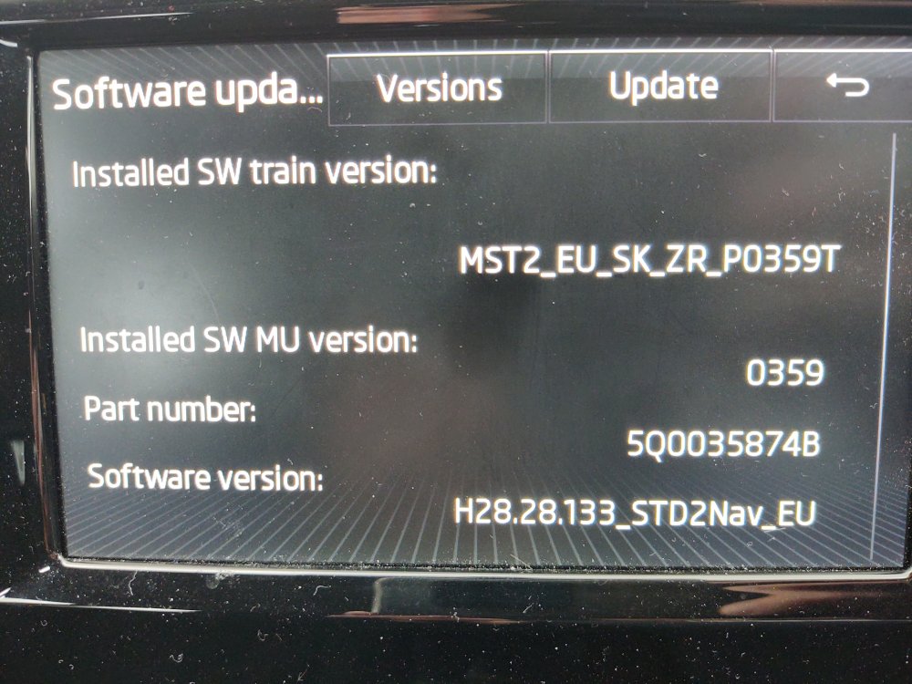 Infotainment details.jpg
