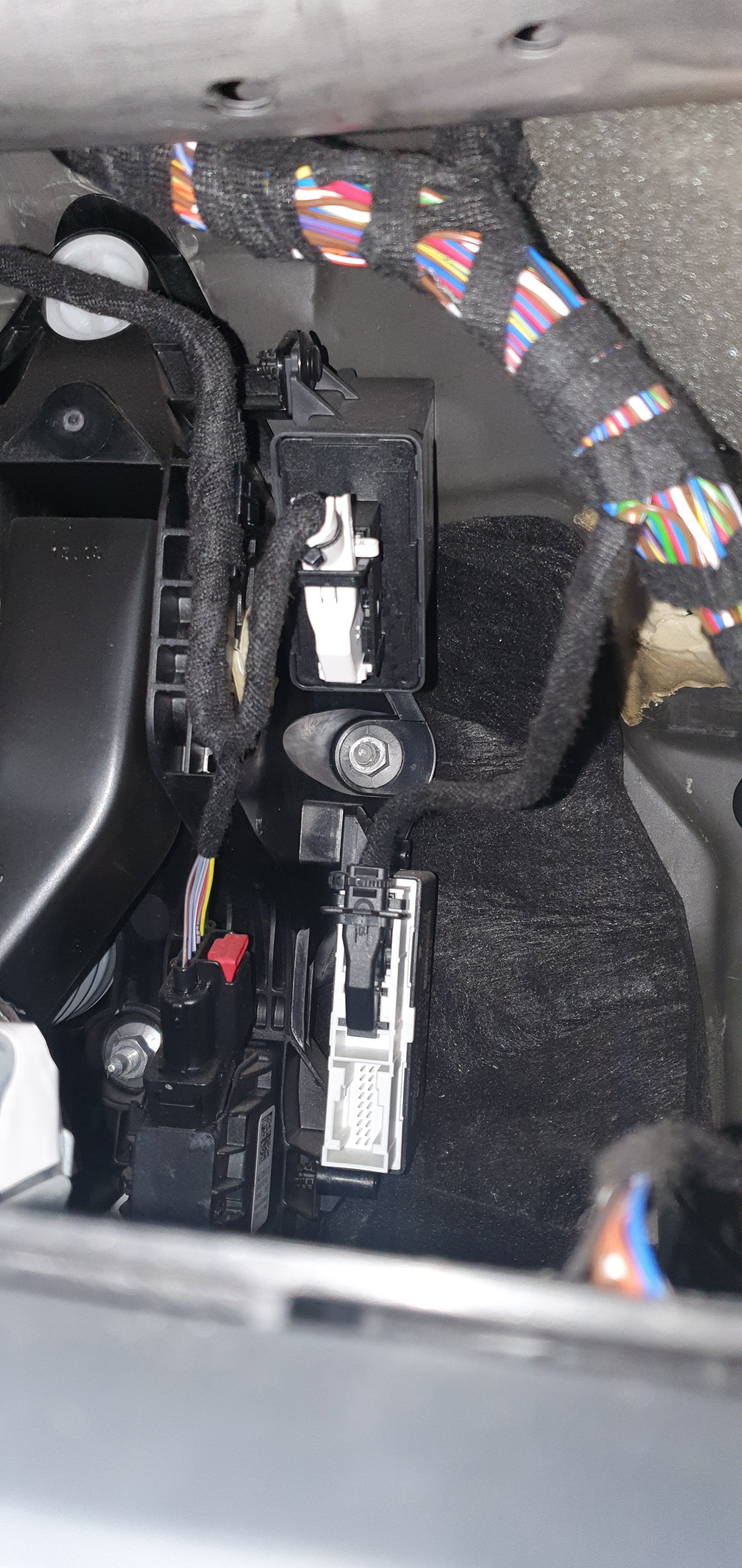 Location of Master AFS unit Skoda Octavia Mk III (2013 2020) BRISKODA