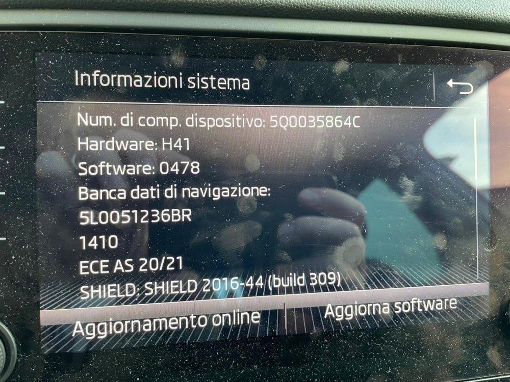 a65f855d-f81a-47cc-8edf-34b6f8222756.jpg