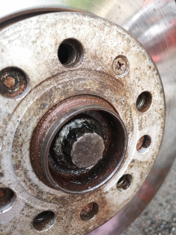 Defiant Driveshaft Nut New Drive Shaft or Just CV Joint? Skoda