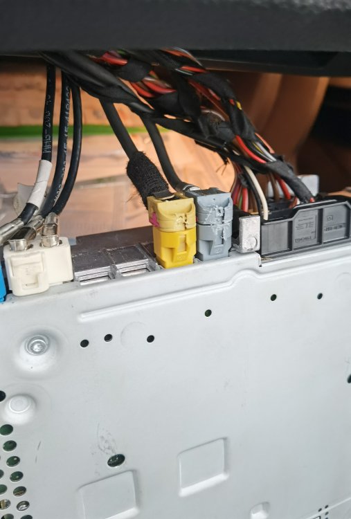 Android Auto Car Play not working Skoda Superb Mk III (2015 2023