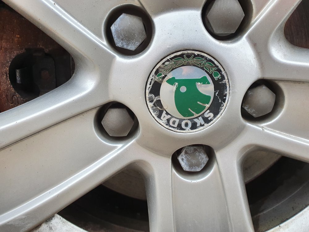 Wheel centre caps Skoda Octavia Mk II (2004 2013) BRISKODA