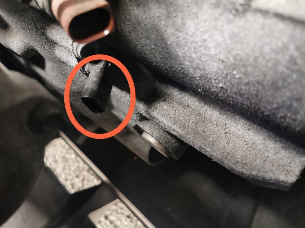 P15A100 Neutral gear sensor implausible signal. Skoda Octavia Mk III