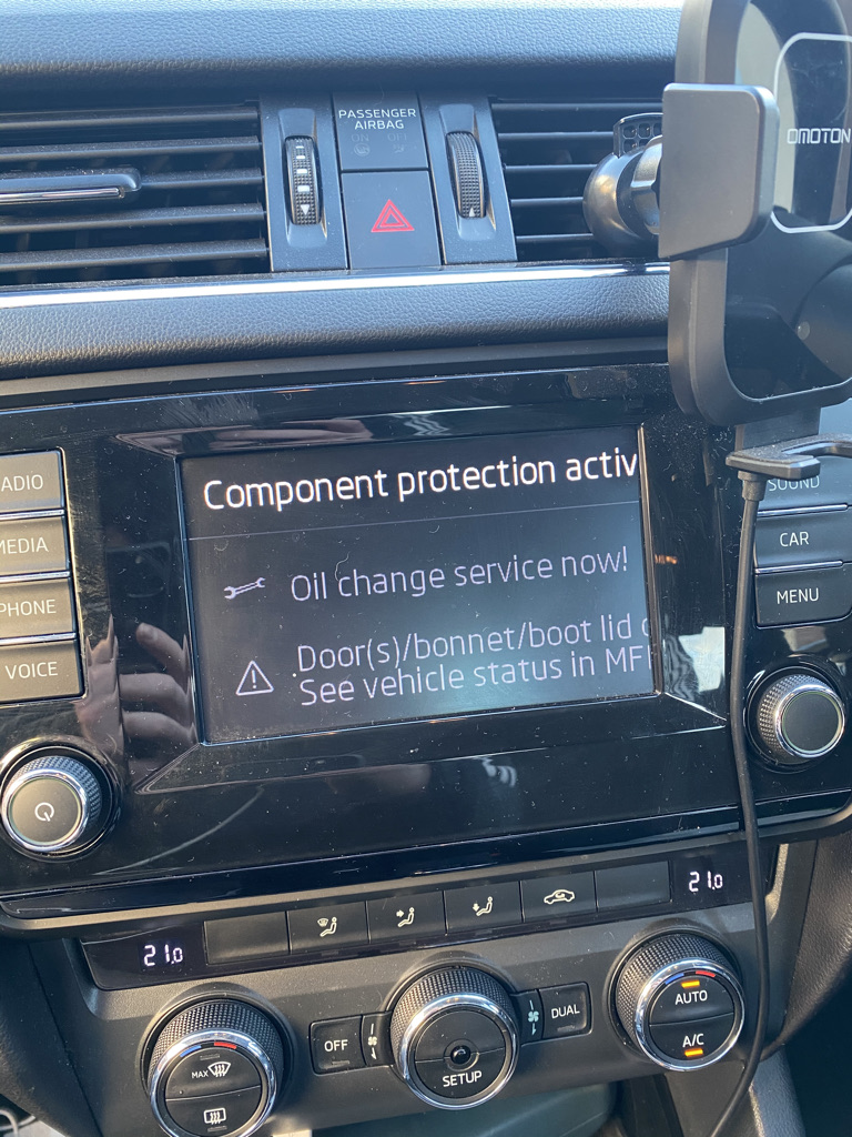 8" Screen Trim