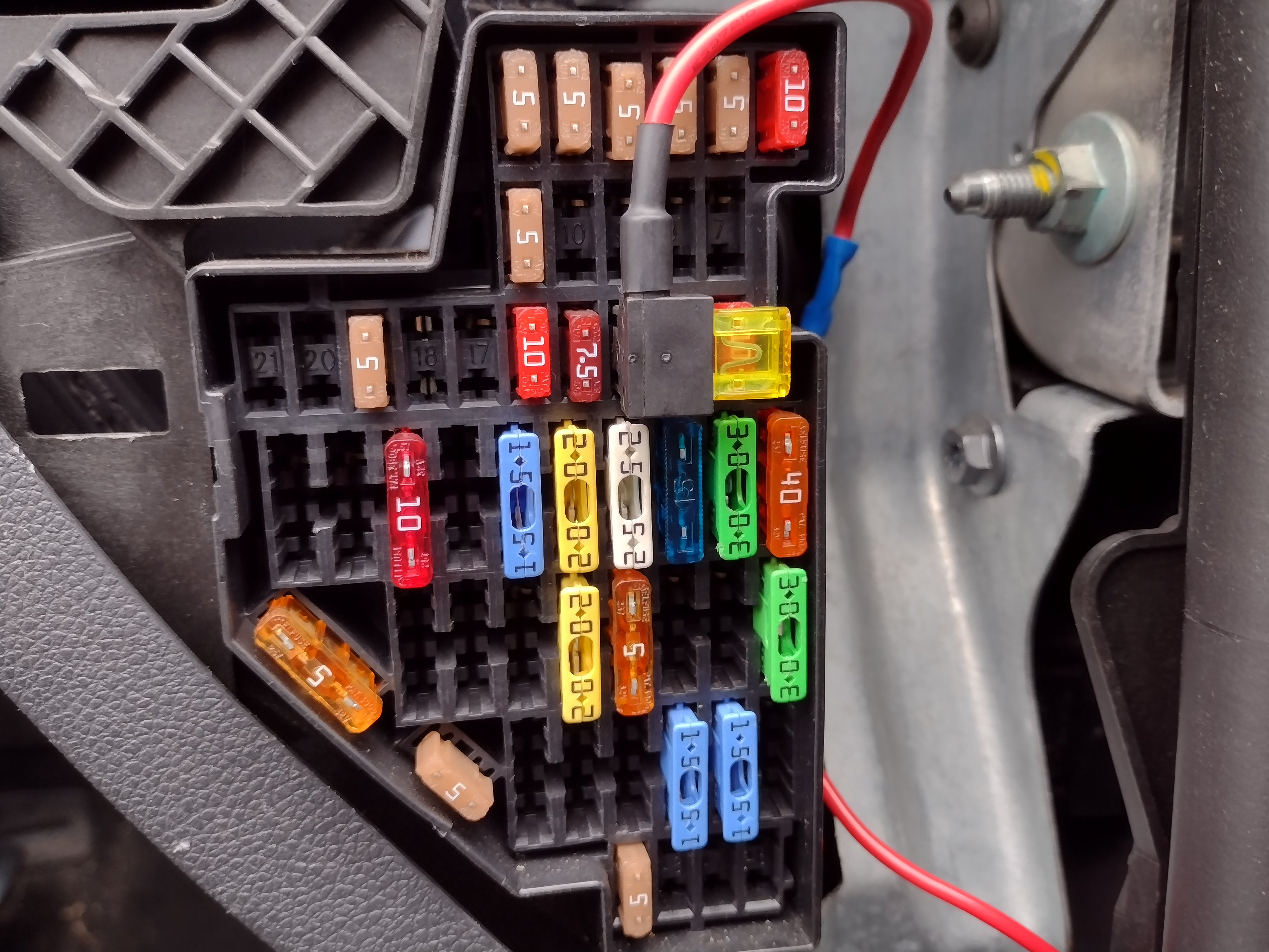 Fuses advice Skoda Octavia Mk II (2004 2013) BRISKODA