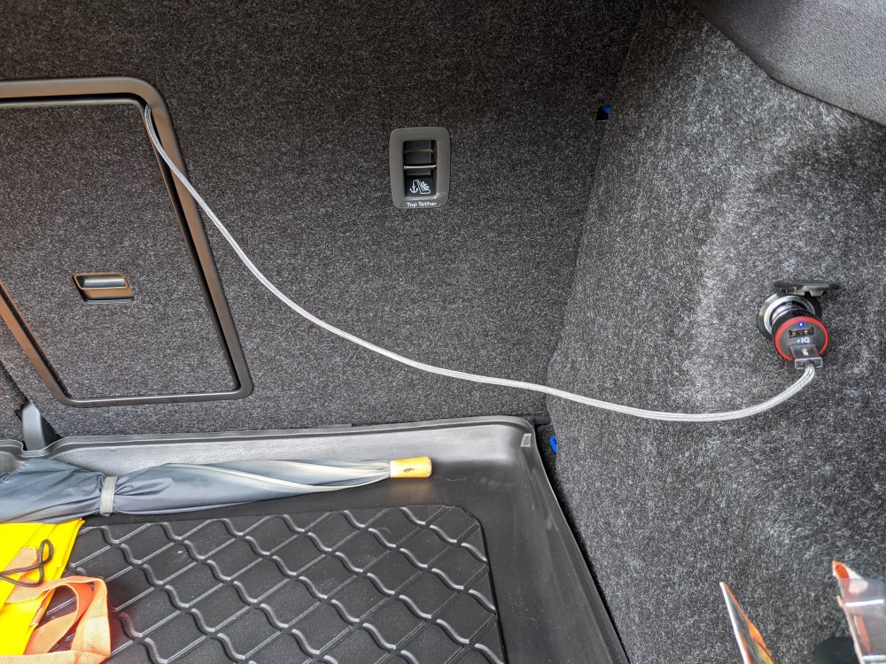 Enyaq rear USB sockets not working Skoda Enyaq BRISKODA