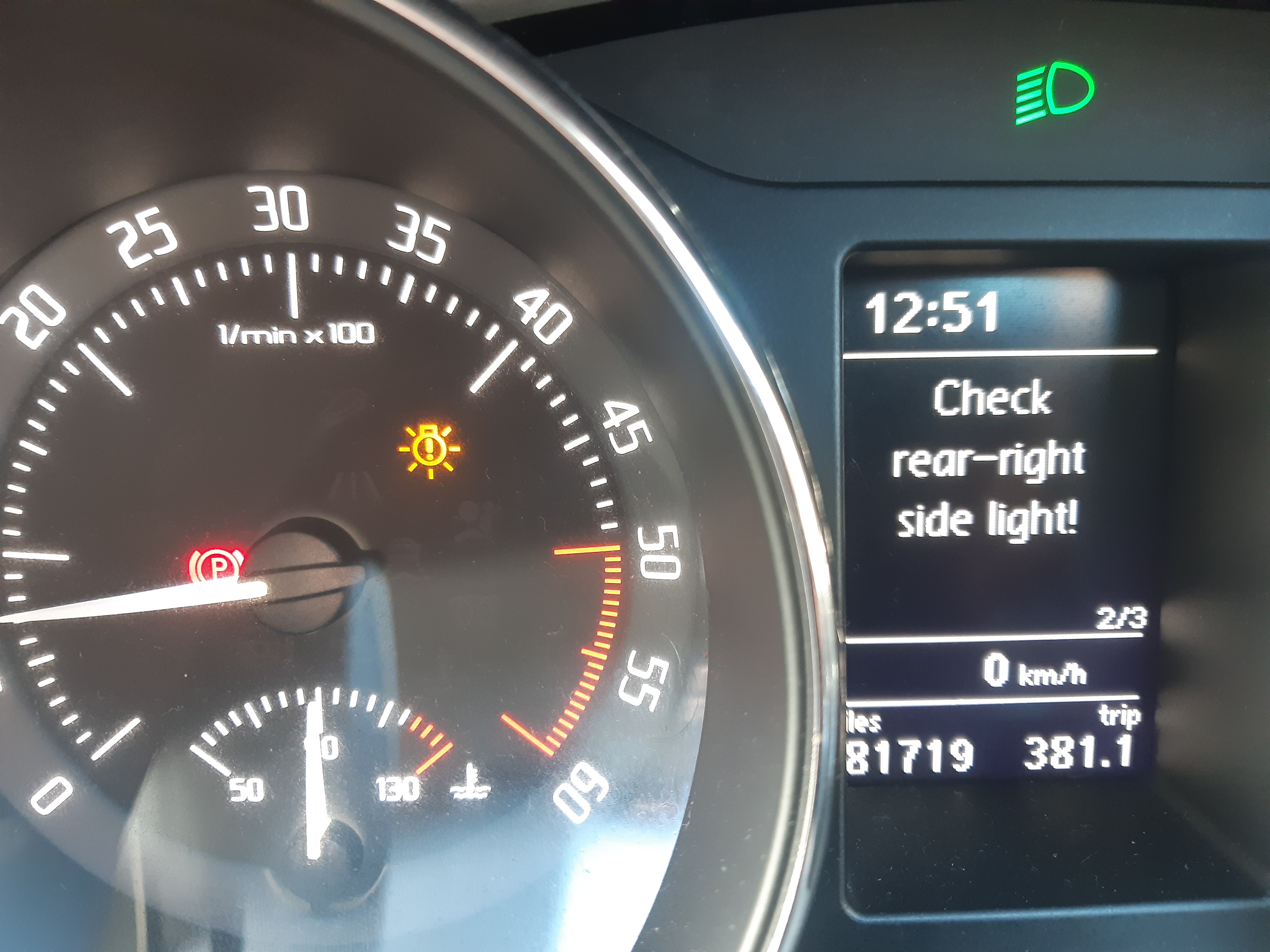 How do you cancel dashboard bulb warning lights? Skoda Superb Mk II (20082015) BRISKODA