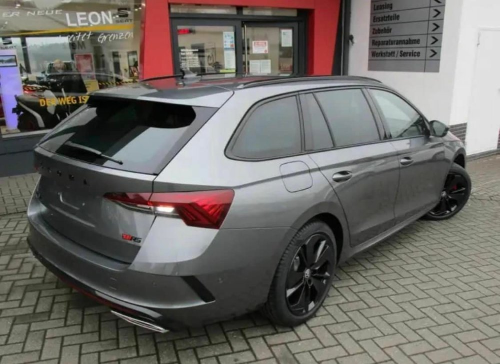 Graphite Grey Page 2 Skoda Octavia Mk IV (2020 > ) BRISKODA
