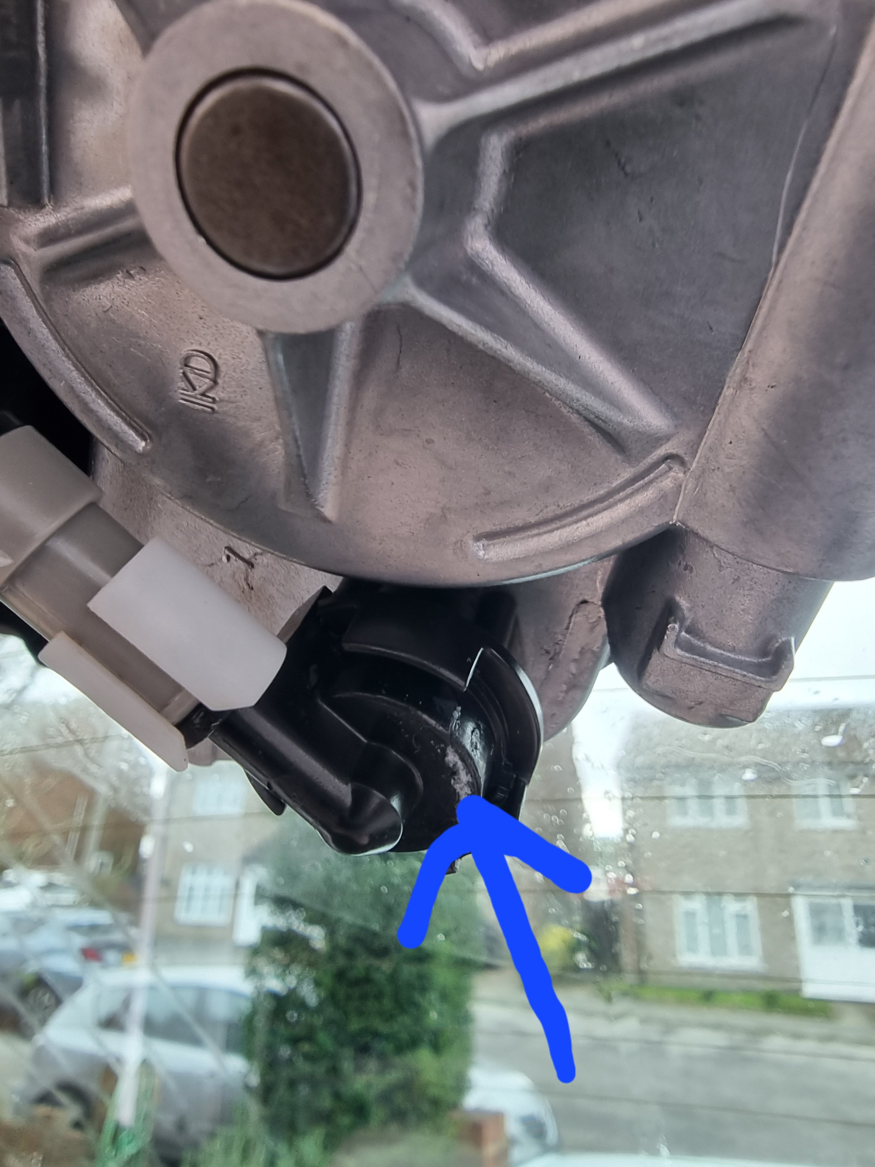 Rear washer blocked and now broken,