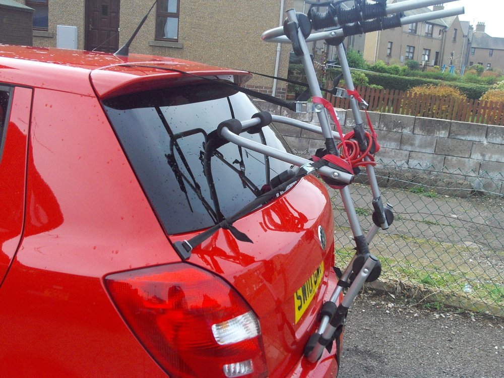 657155913_BikeRackonvRSFabiaMK2032.JPG.d27c761f2f1fdbc30909b9ead73b02b5.jpeg.9ab53a49a647e470ac514ed320957b34.jpeg