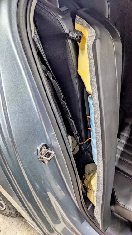 2077407276_rearseatsidebolsterremoved.thumb.jpg.a05764d7447c48f8d9d5a2199ede51e3.jpg