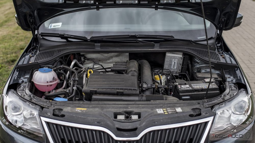 Skoda-Rapid-1.2-TSI-fot.-Piotr-Majka-18(2).jpg