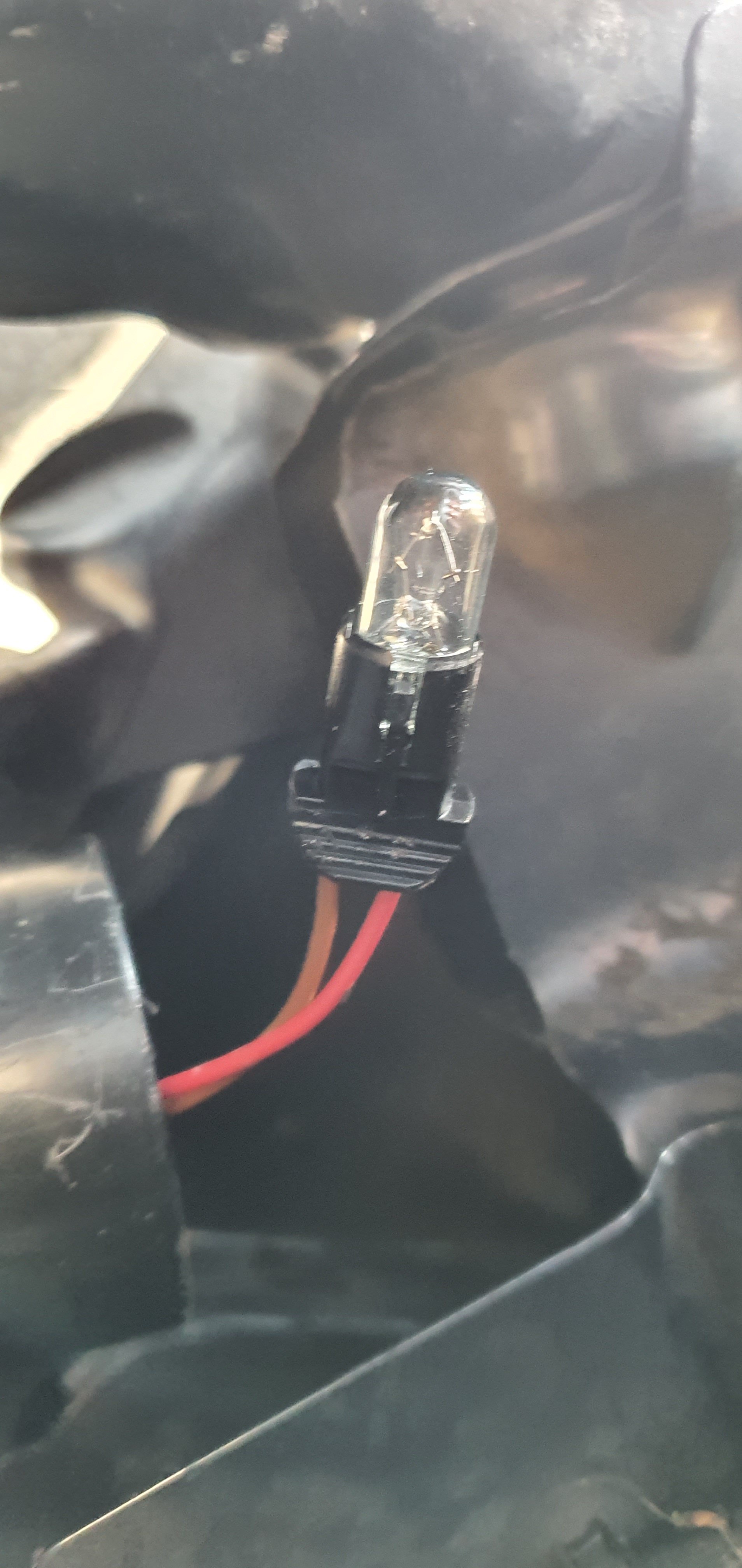 Skoda yeti side shop light bulb replacement