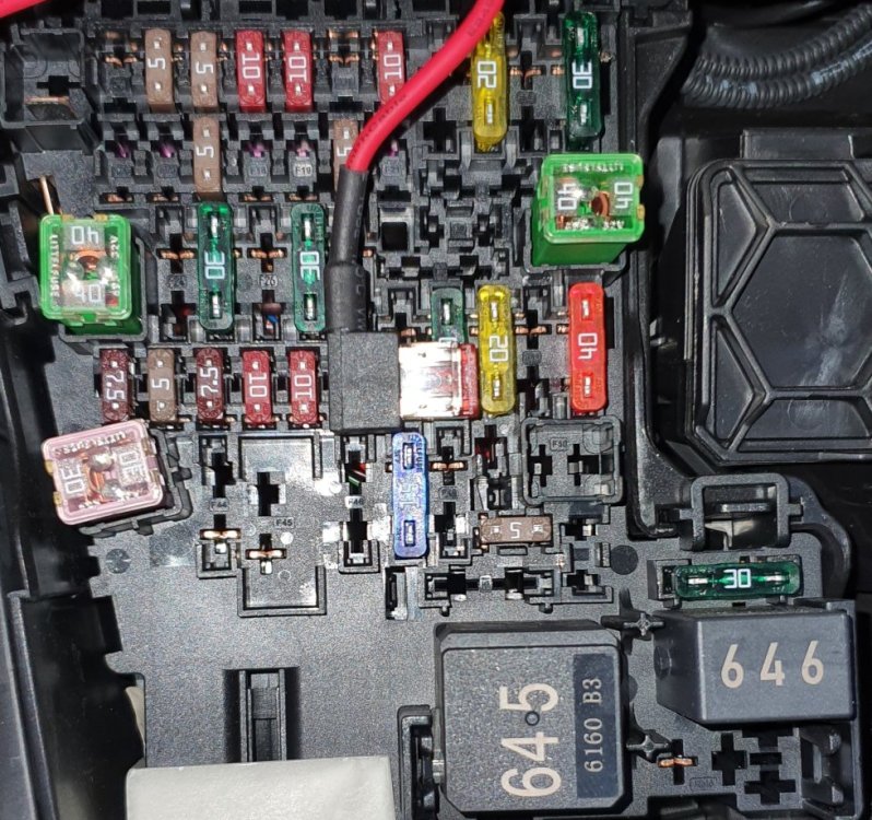 dashfusebox.jpg