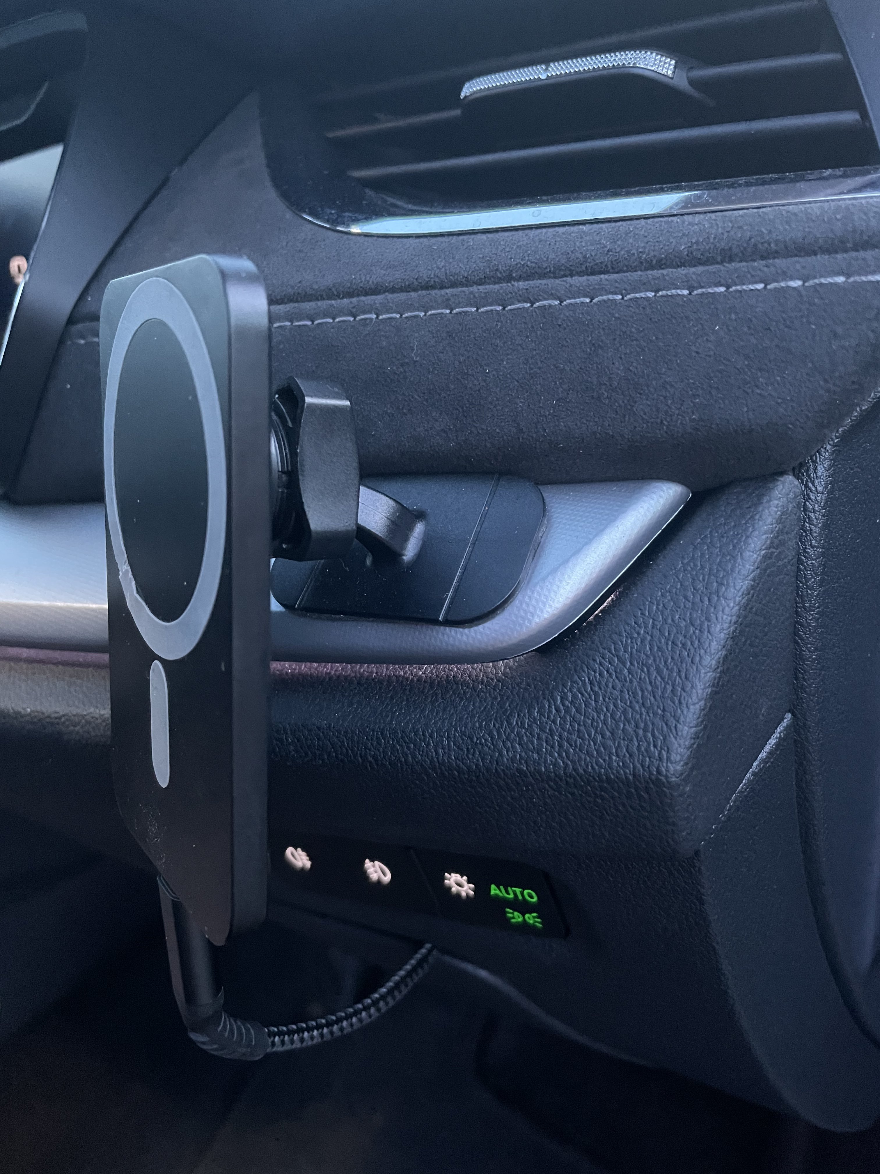 Mobile Phone Holder For Mk4. Skoda Octavia Mk IV 2020