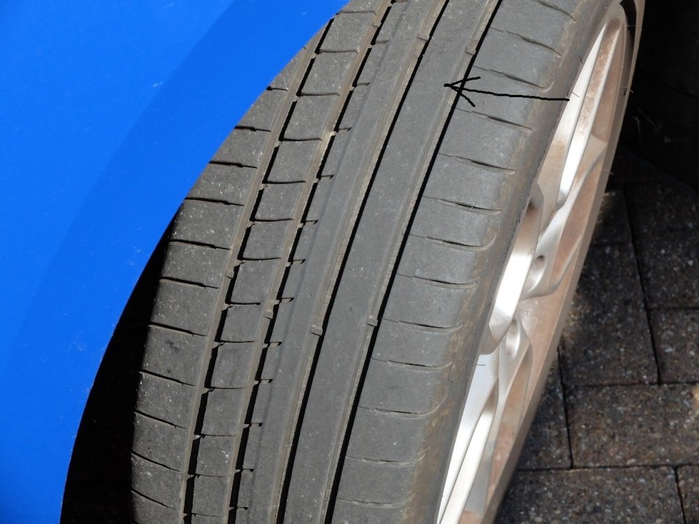 426985401_Nearsidefrontarrow.thumb.jpg.d6f58850969edd15f1f7674a0f62af5c.jpg