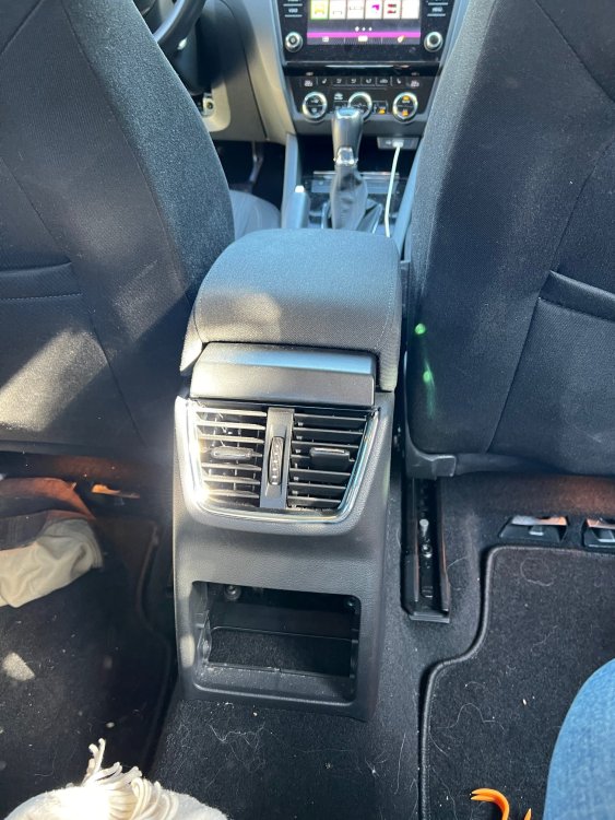 skodabefore.thumb.jpg.fff8747fccadf86b846fc0dca6620000.jpg