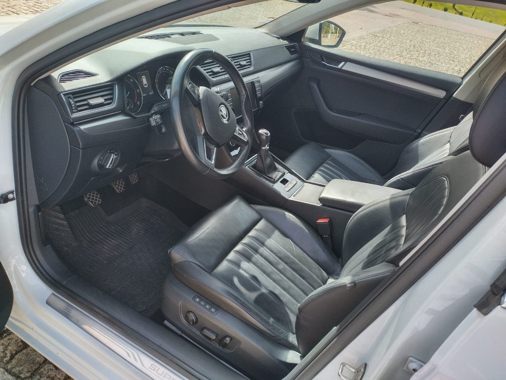 Skoda (5).jpeg