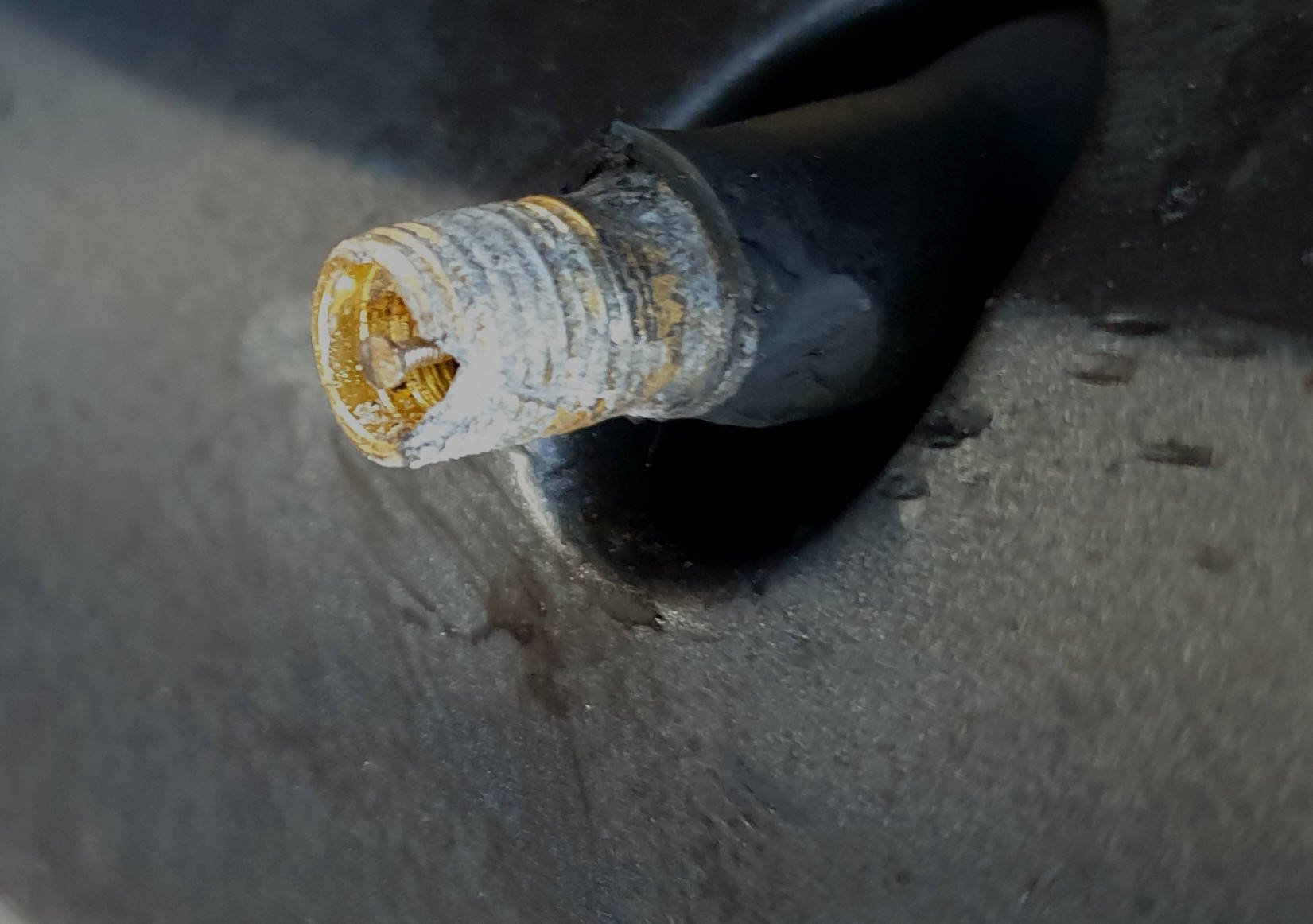 Tyre valve damage and MOT query - Tyres & Wheels - BRISKODA