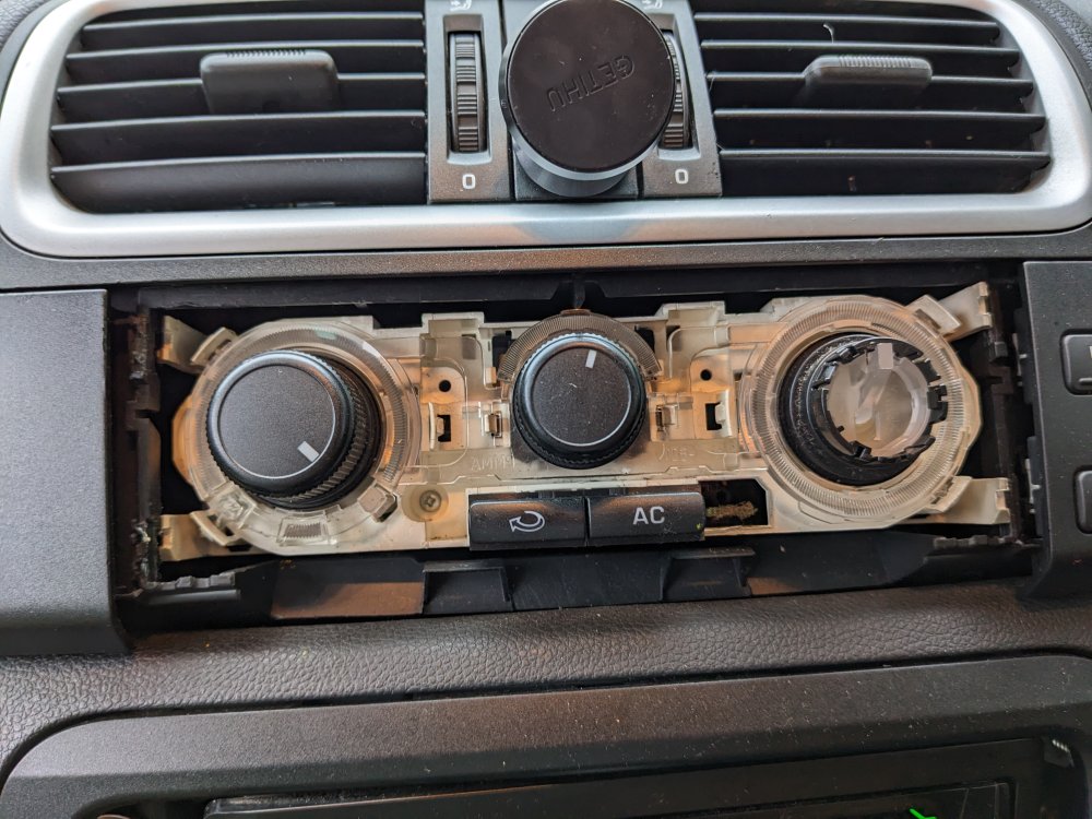 Replaced blower resistor and still not working General Maintenance BRISKODA