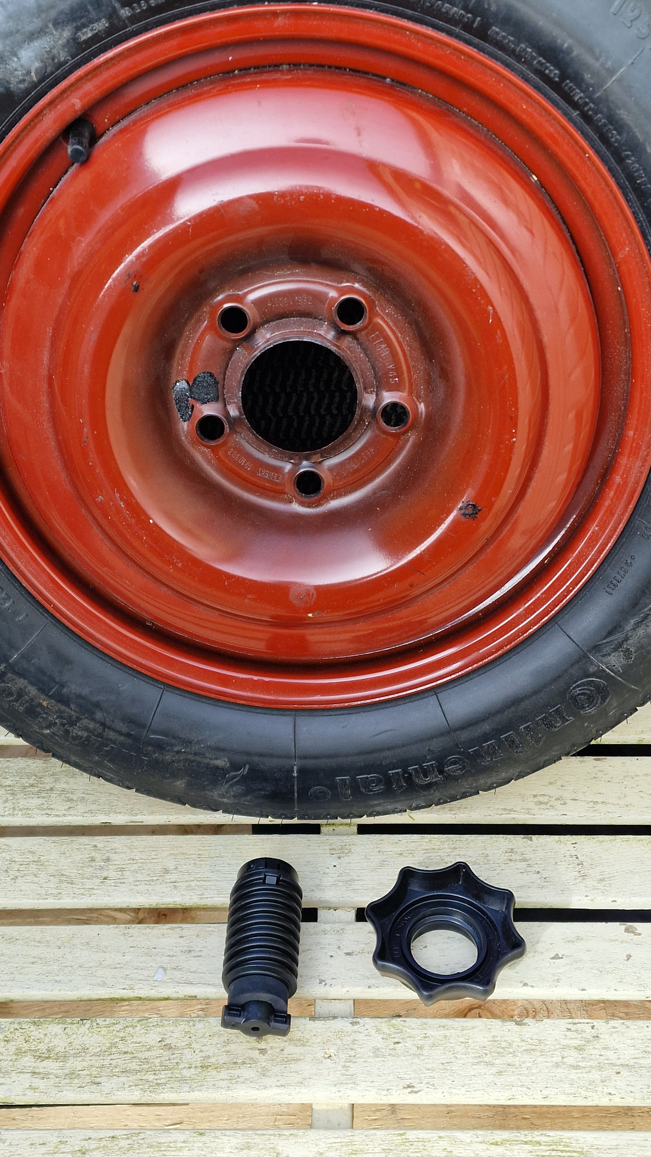 Space saver spare wheel 125/90 R15