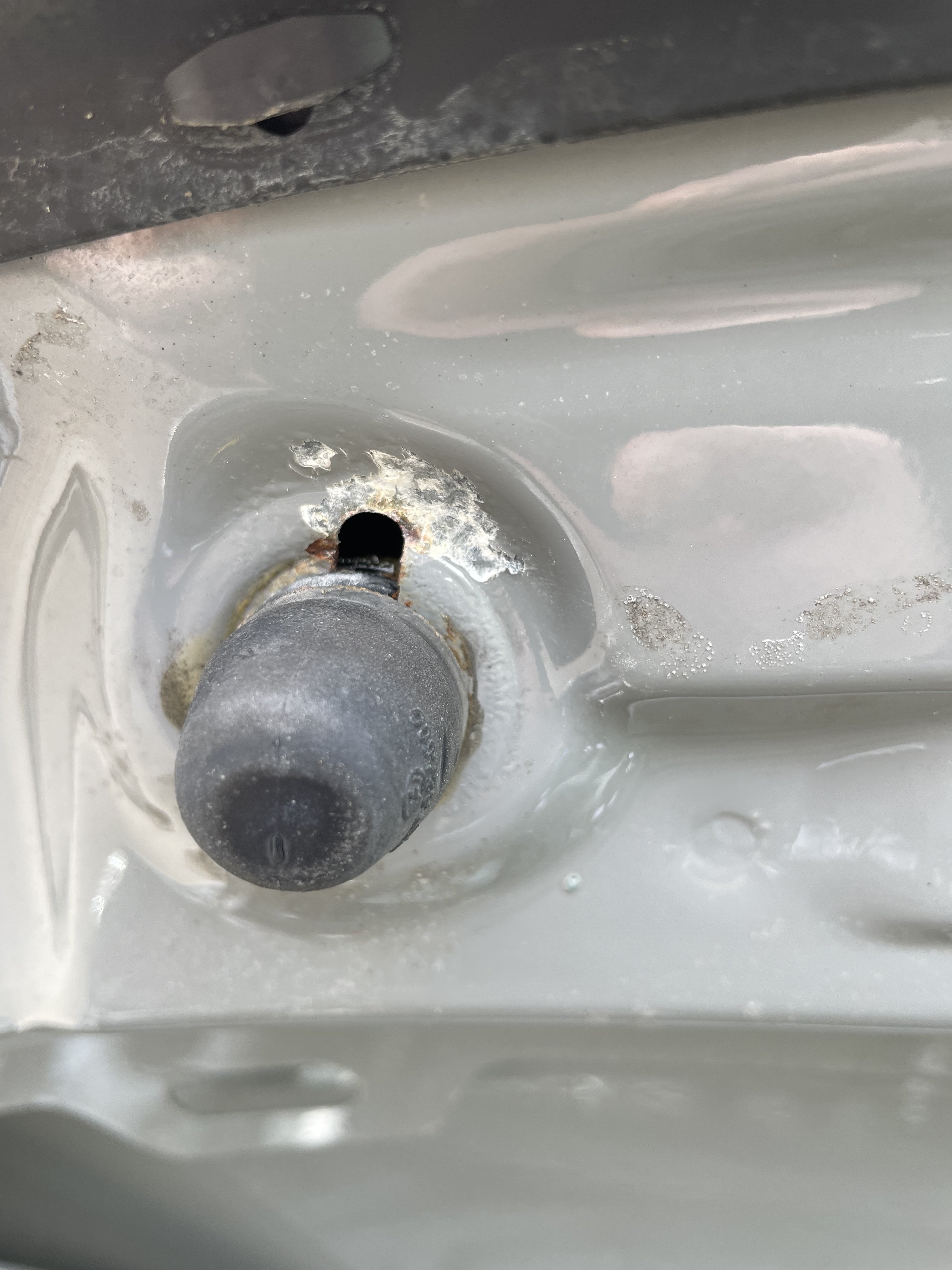 Just noticed rust 😞 - Skoda Octavia Mk3 (2013 - 2020) - BRISKODA