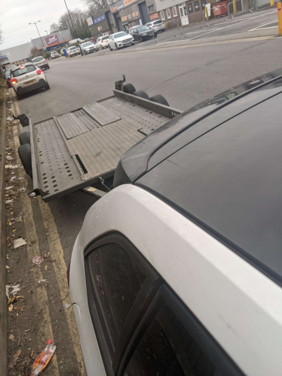 skoda.thumb.jpg.d8655bf2233a4edef53e0d0632582065.jpg