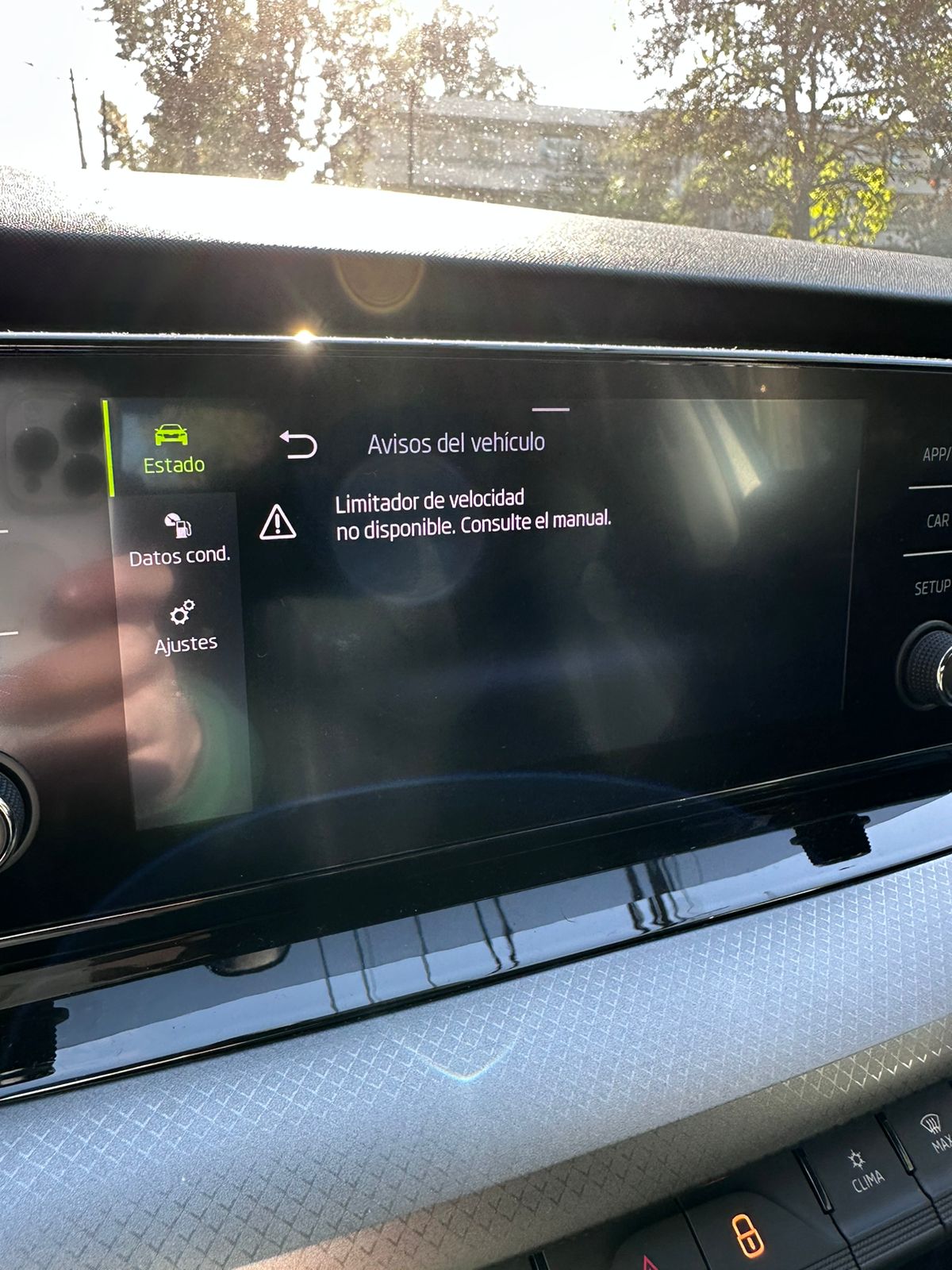 speed limiter or cruise control not available Skoda Octavia Mk IV