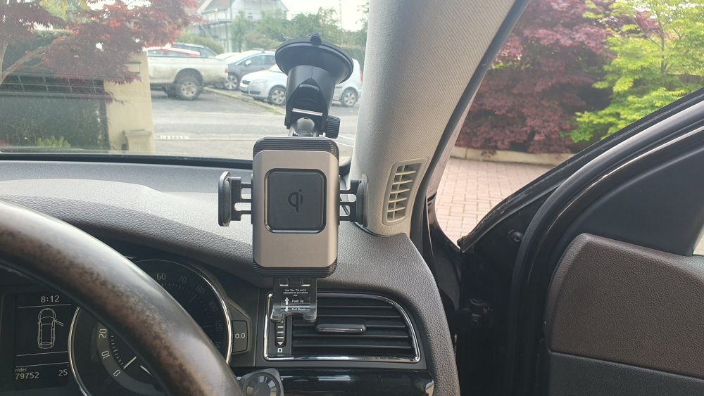 wireless phone holder - Copy.jpg