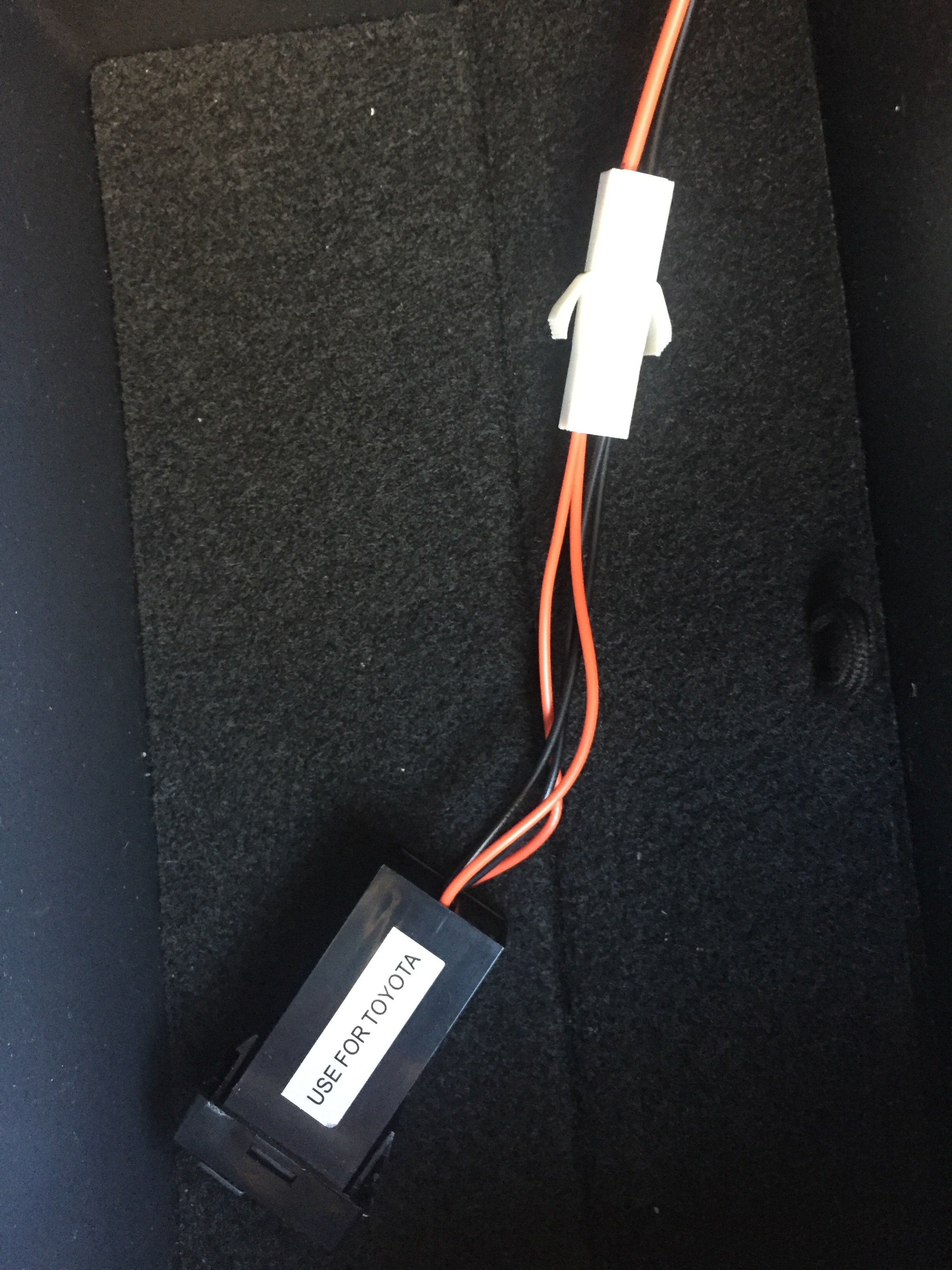 Adding USB ports in armrest? - Skoda Superb Mk3 (2015 - 2023) - BRISKODA