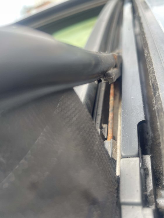 Panoramic Sun Roof Wind Deflector how do they work? Skoda Yeti