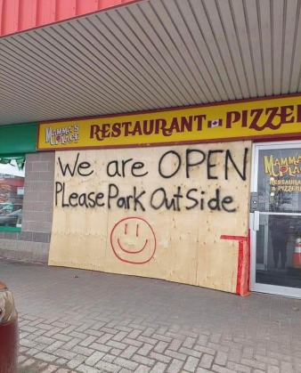 1800299510_lpleaseparkoutside.png.a560bf