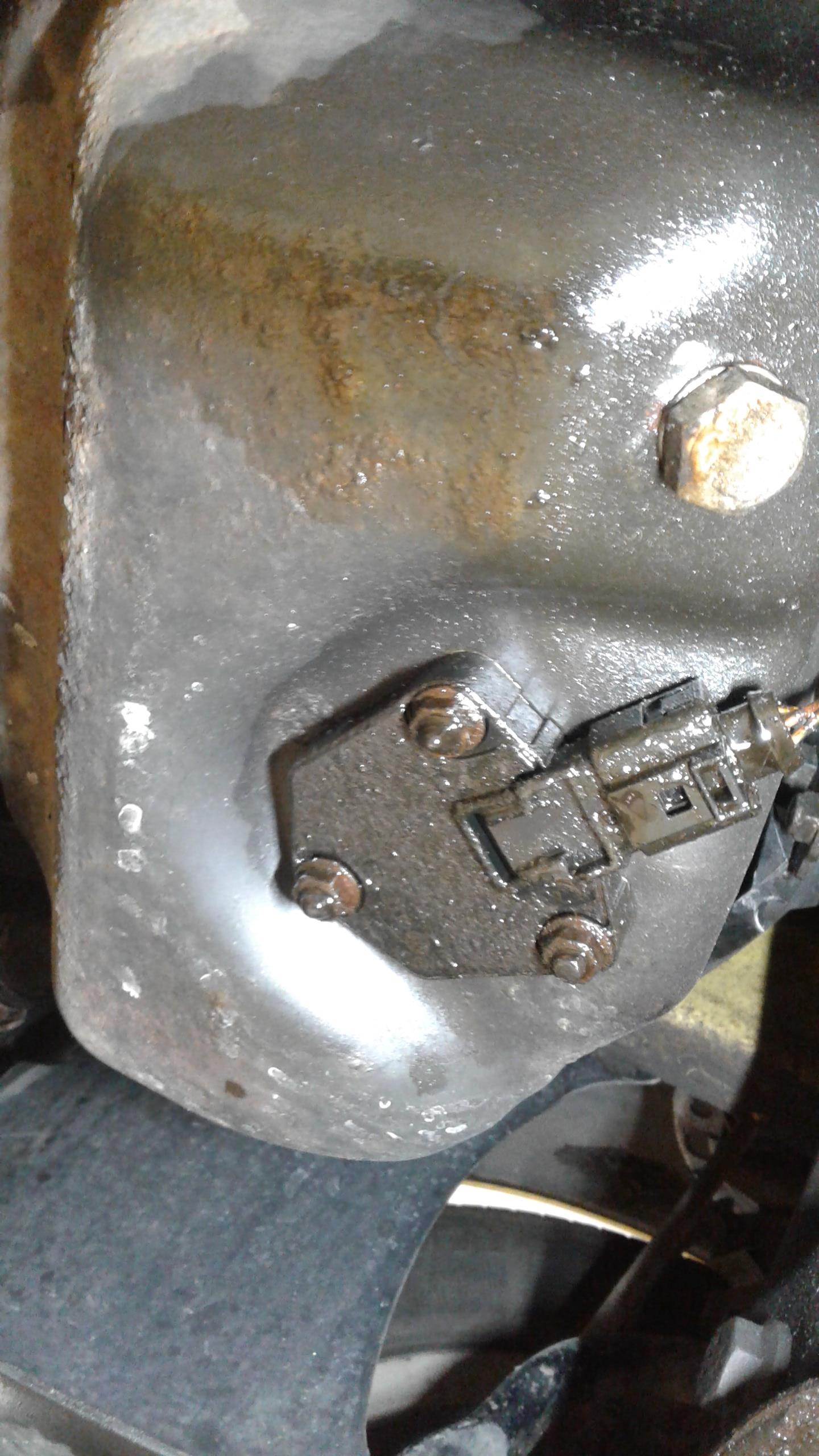 Oil & coolant leaks, exhaust warning light, lower arm bushes & more service report 😱 Fabia Mkll combi 1.2tsi 2011