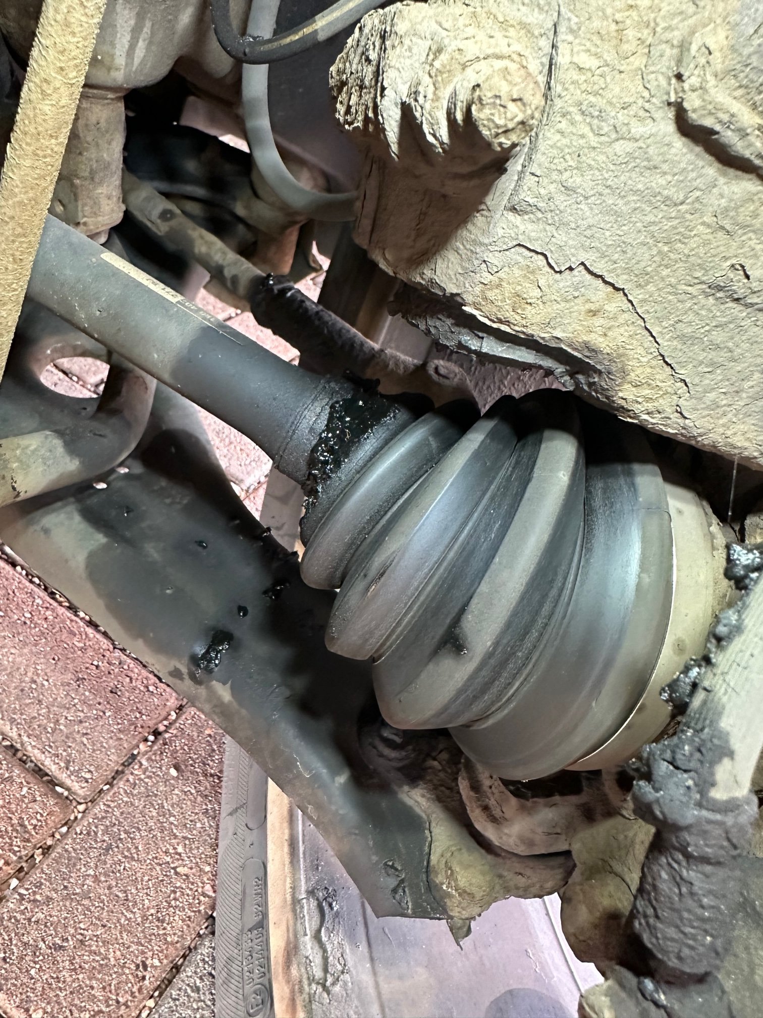 cv leak Skoda Yeti BRISKODA