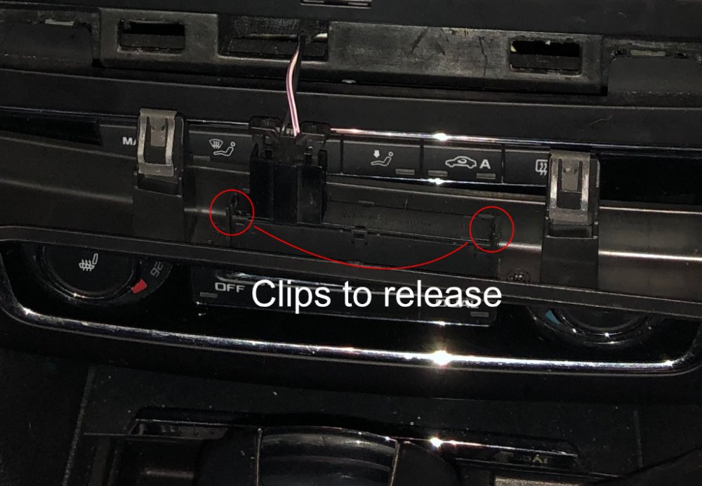 Airbag_light_clips.thumb.jpg.26a358a8866a0aec1a33c8c8df33b1f9.jpg
