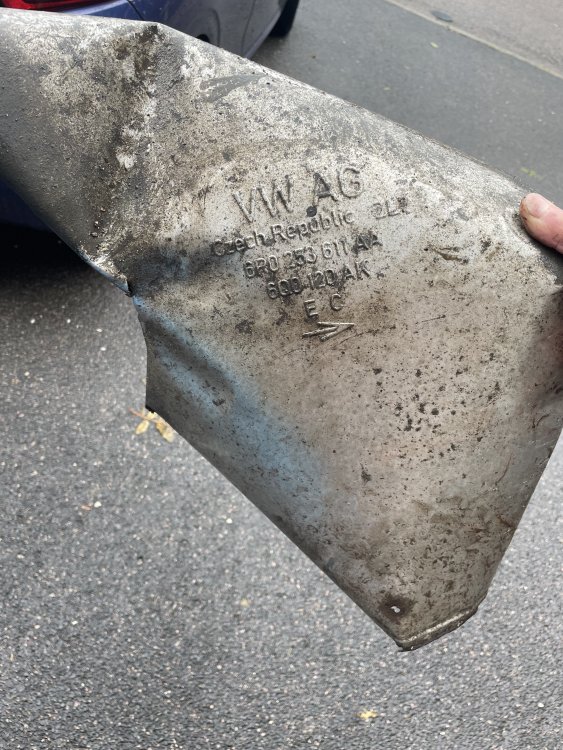 Exhaust Heater Shield has dropped off! Skoda Fabia Mk II (20072014