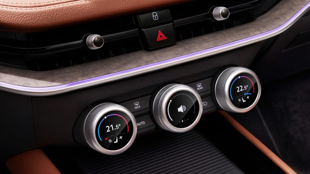 Skoda Superb interior 2024-2.jpg