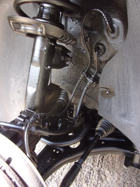 2145411621_Rustproofing_0017.thumb.JPG.fbf3192183a268b37cdc86804ec174cb.JPG