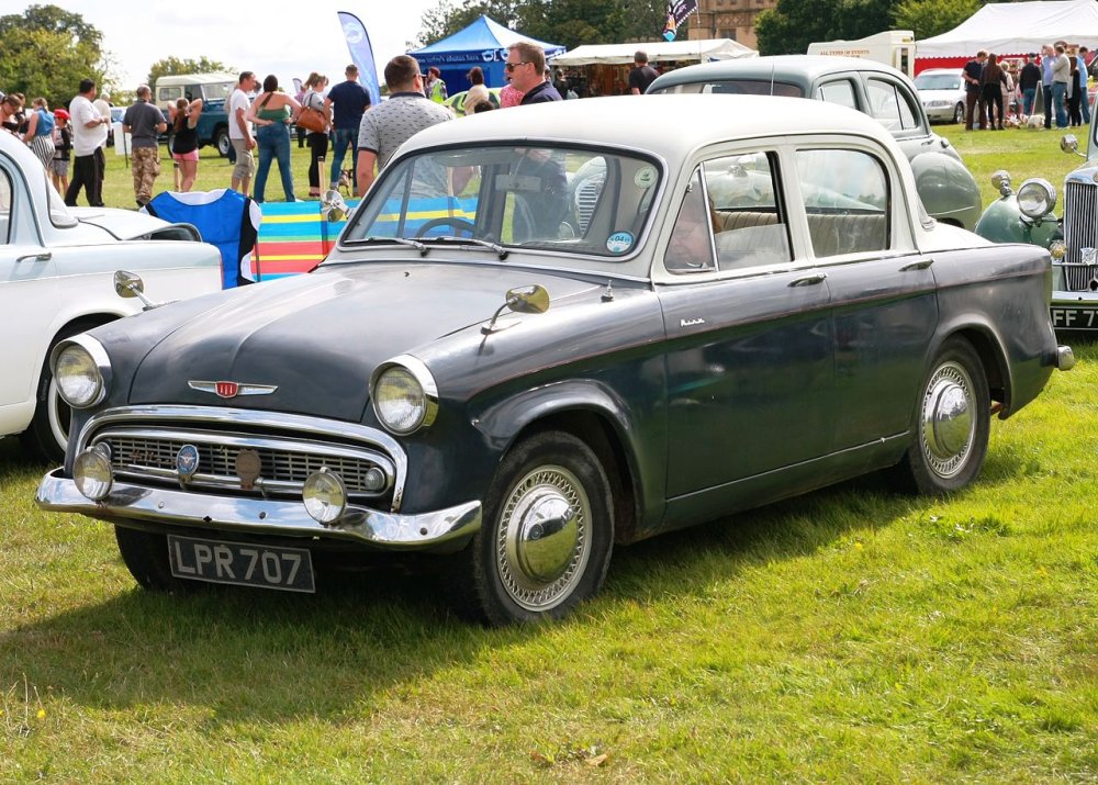 Hillman_Minx_Series_II_registered_May_1958_1390cc.JPG