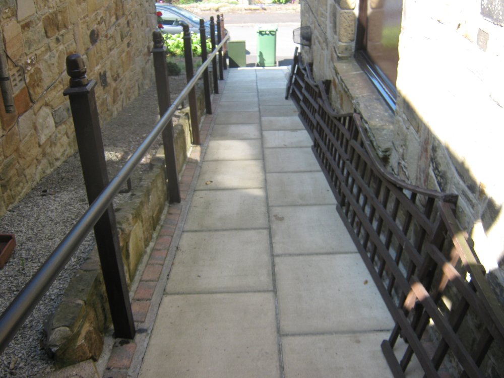 5913784_Fencepanelsremoved..thumb.JPG.4ddaae3d8b4bd33841764c230246e83a.JPG