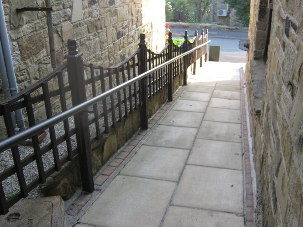 776407544_Fencepanelsbackinplace..thumb.JPG.8effc87725fae66249e9b1dd79ddd40c.JPG