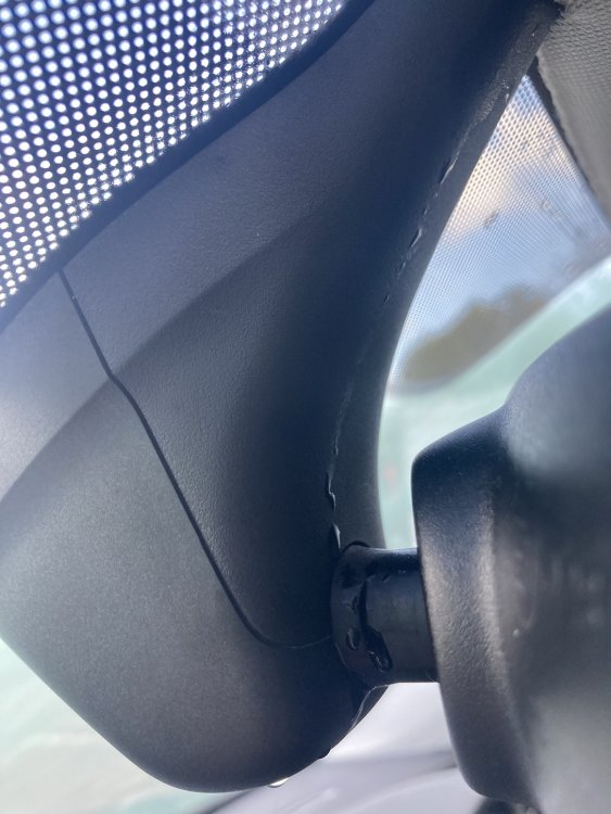 leak in car 4 resized.jpg