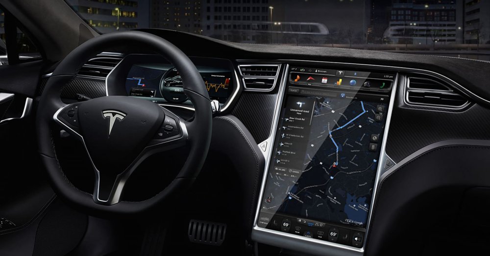 102538589-tesla-model-s-dash.1910x1000.jpg