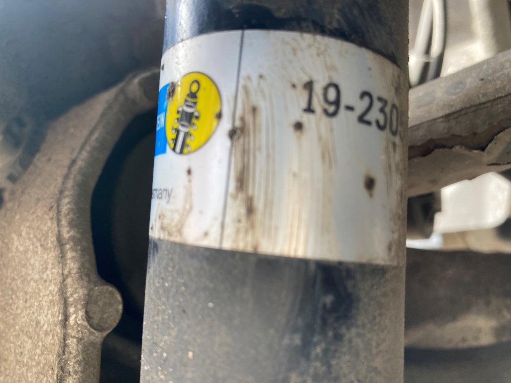 rear shock3.jpg
