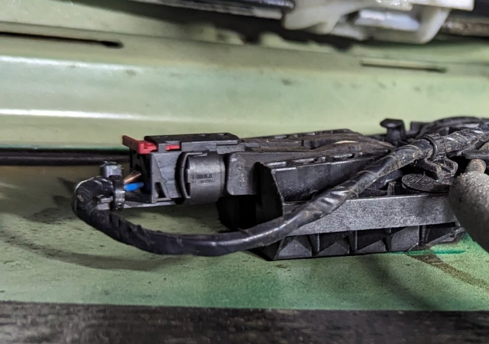 my connector in-situ.jpg
